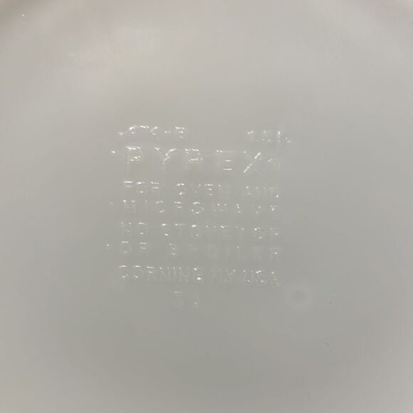 Vintage Pyrex 474-B Orange with White Flowers Bouquet Casserole 1.5 Quart - Picture 5 of 8